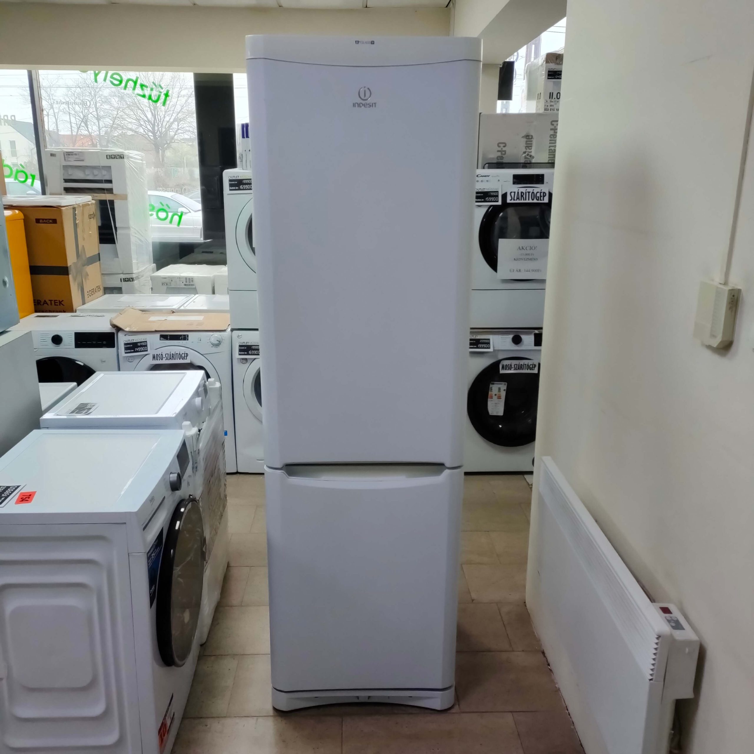 Indesit-BAAN-14-Hasznalt-huto-6-honap-garancia-2-1-scaled-1.jpg