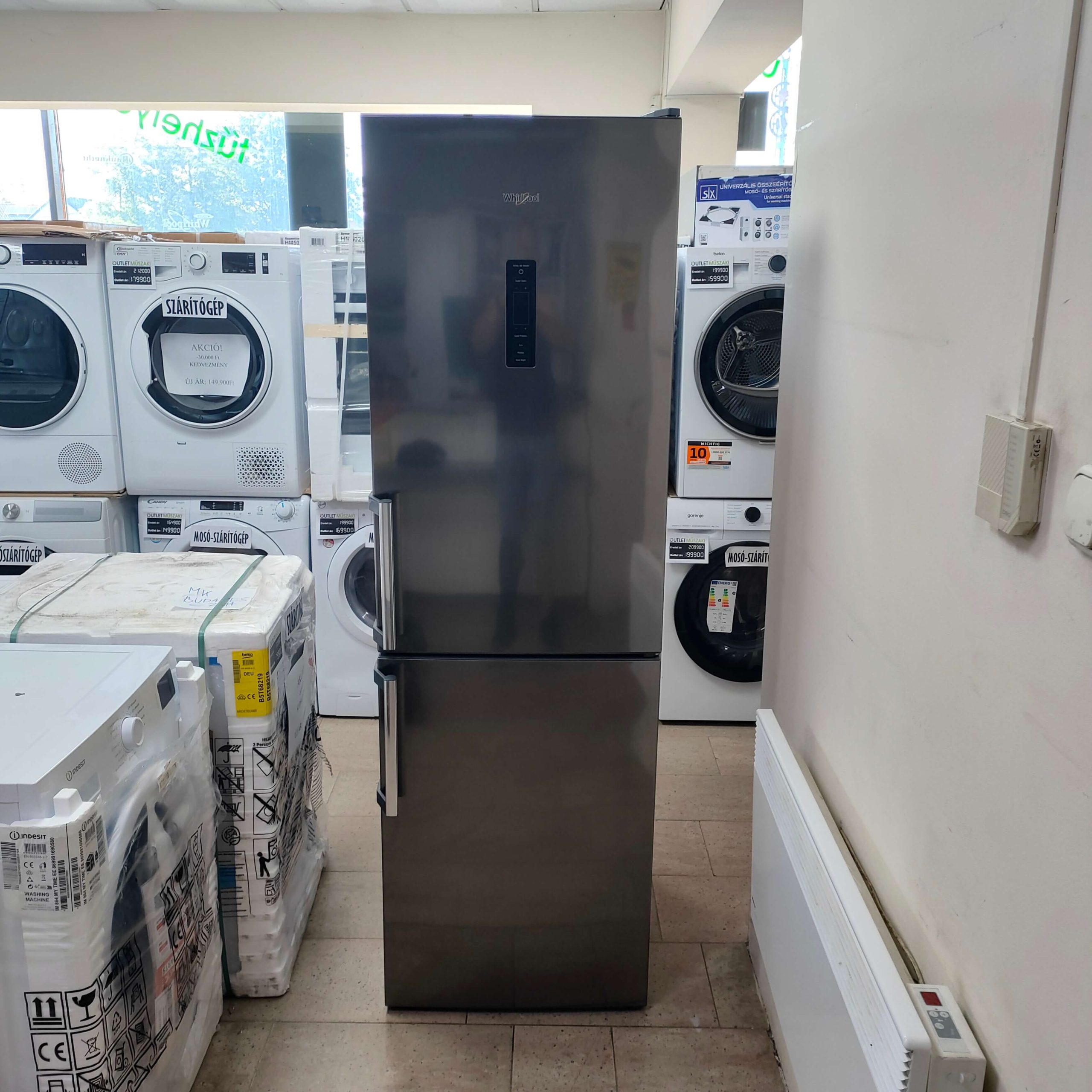 Whirlpool-WNF8-T3Z-X-H-Hasznalt-kombinalt-huto-6-honap-garancia-1-scaled-1.jpg Whirlpool WNF8 T3Z X H- Használt kombinált hűtő (6 hónap garancia) - Image 1