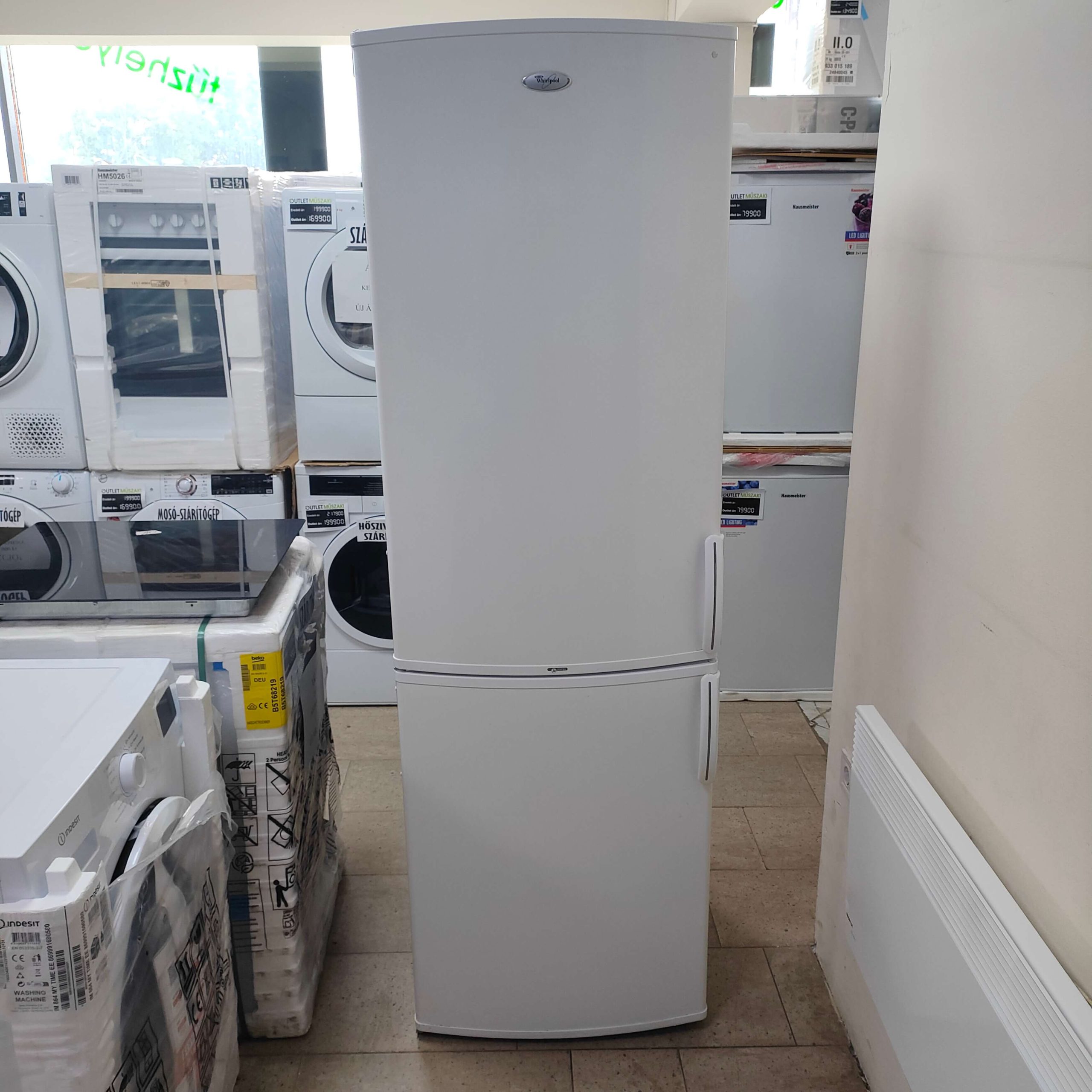 Whirlpool-ARC-5752-Hasznalt-kombinalt-huto-6-honap-garancia-1-scaled-1.jpg Whirlpool ARC 5752 - Használt kombinált hűtő (6 hónap garancia) - Image 1